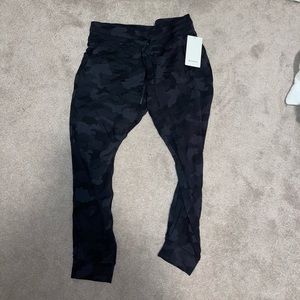 Black lululemon camo jogger